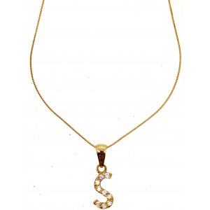 Gargantilla de Oro Con Letra S