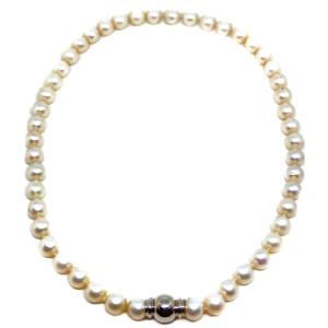 Collar de Perlas Cultivadas 8.5 MM